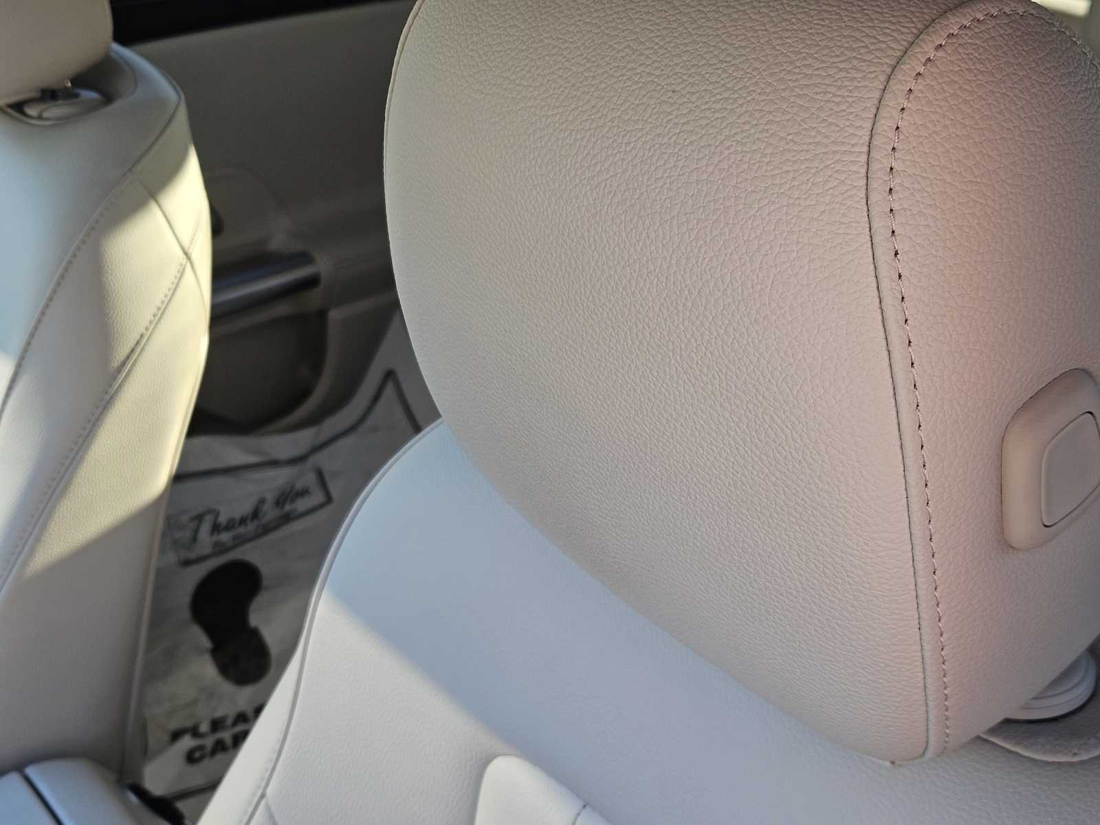 Thumbnail: 2021 Mercedes-Benz GLA - 14