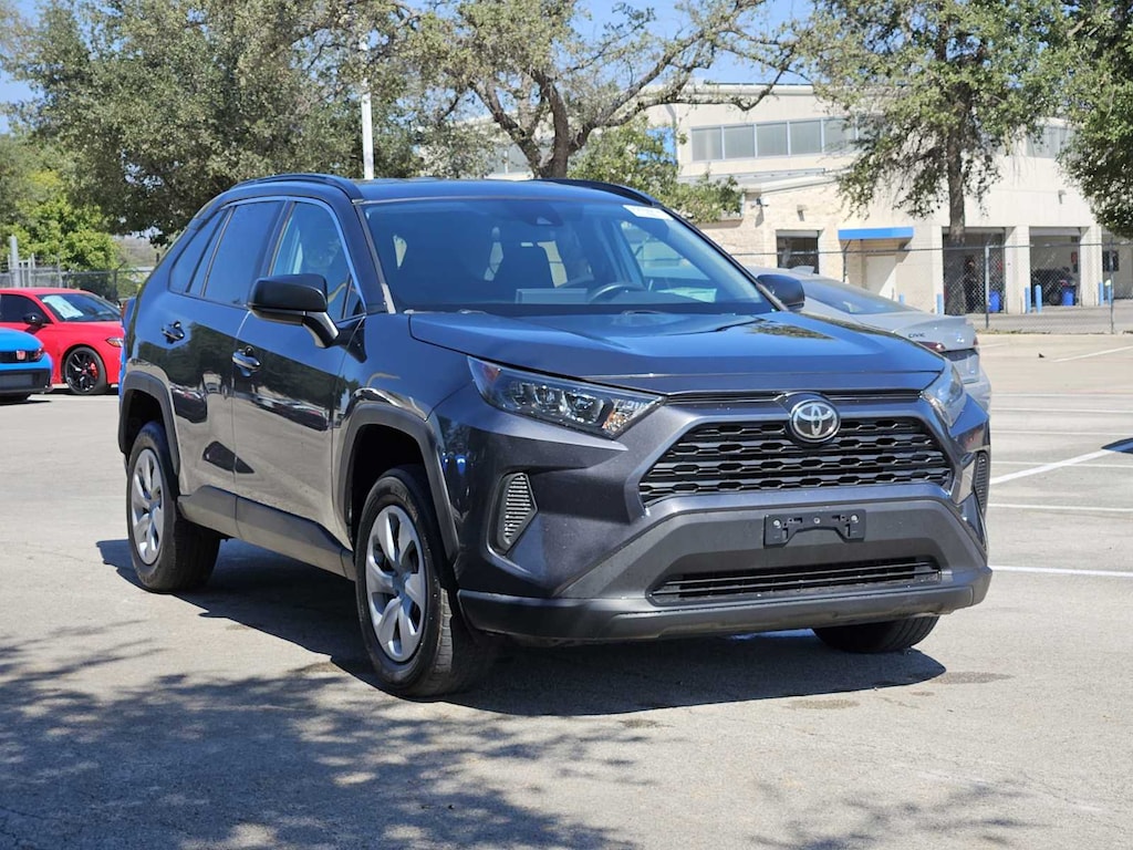 Used 2020 Toyota RAV4 LE SUV
