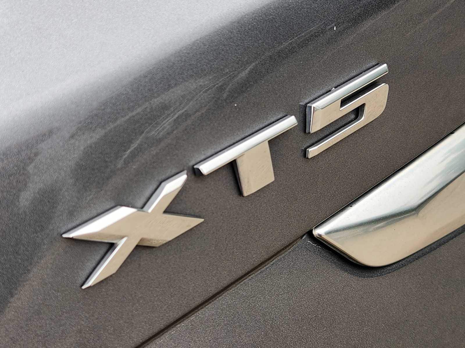 Thumbnail: 2020 Cadillac XT5 - 11