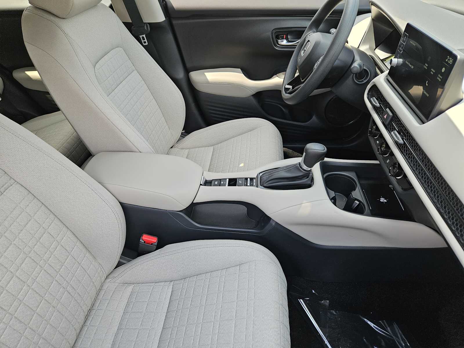 Thumbnail: 2026 Honda HR-V - 11