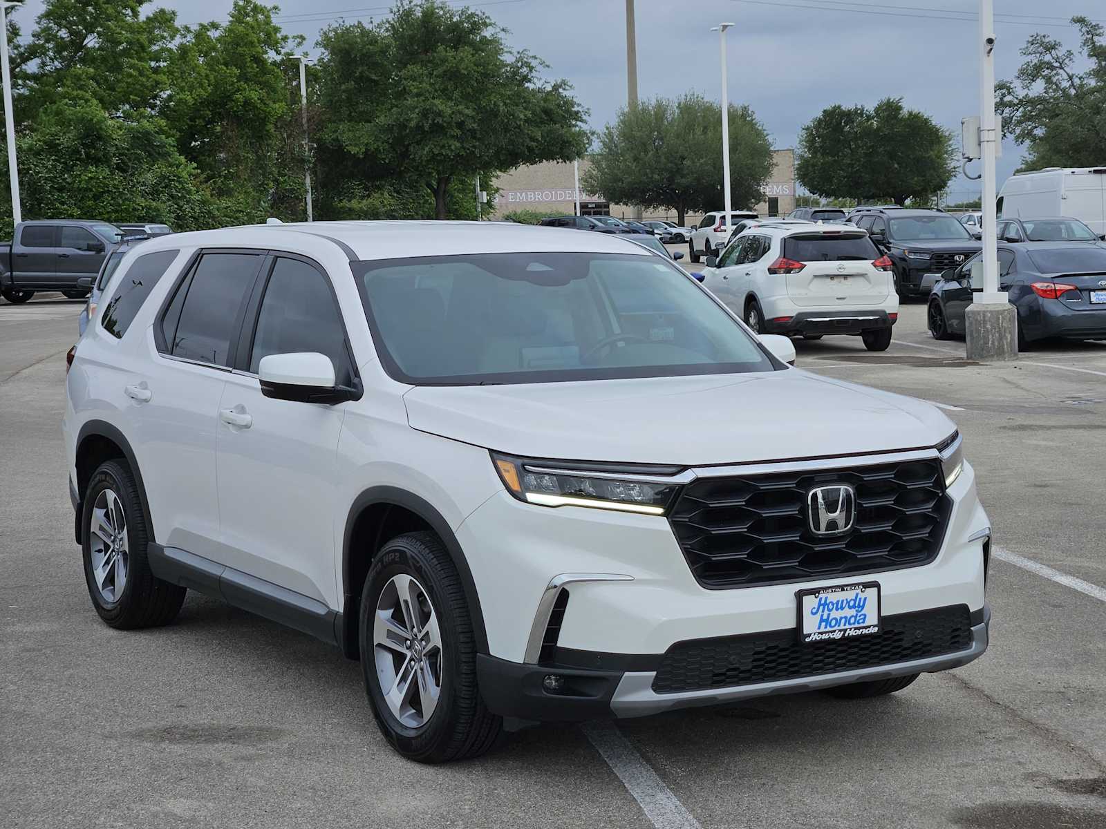 Thumbnail: 2024 Honda Pilot - 3