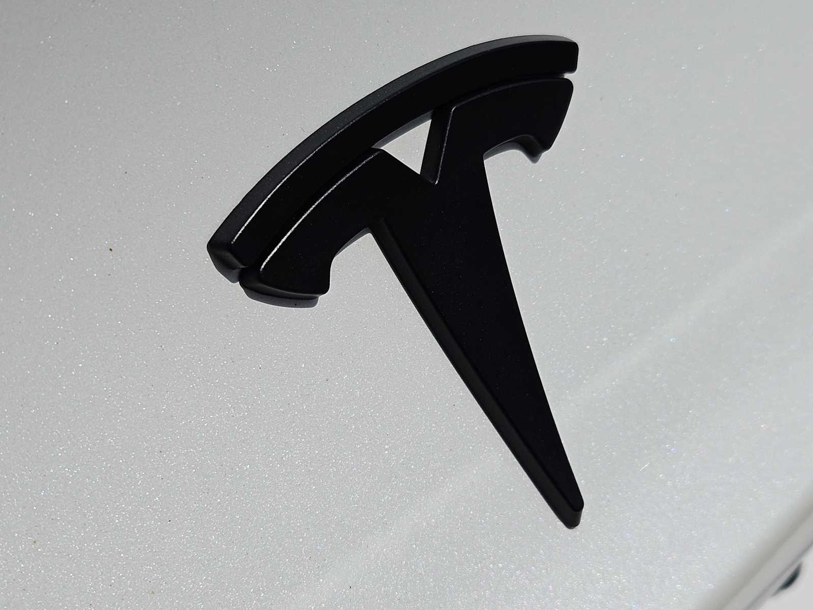 Thumbnail: 2021 Tesla Model 3 - 11