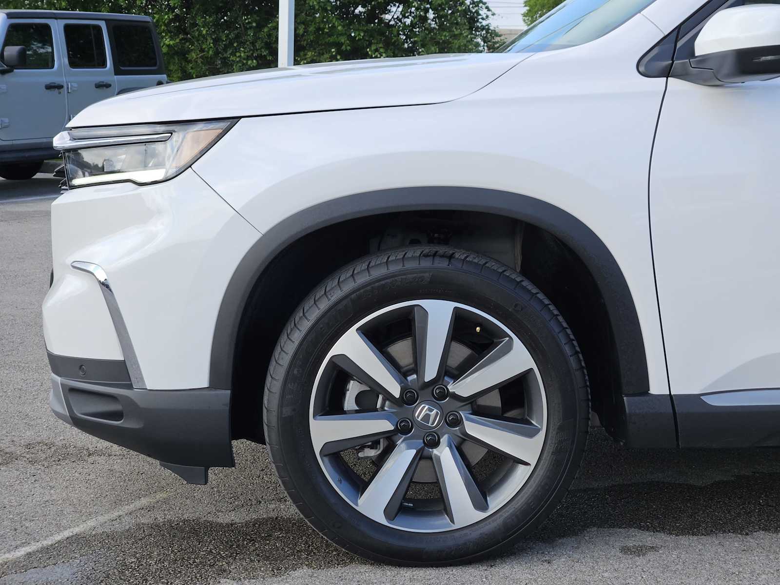 Thumbnail: 2025 Honda Pilot - 8