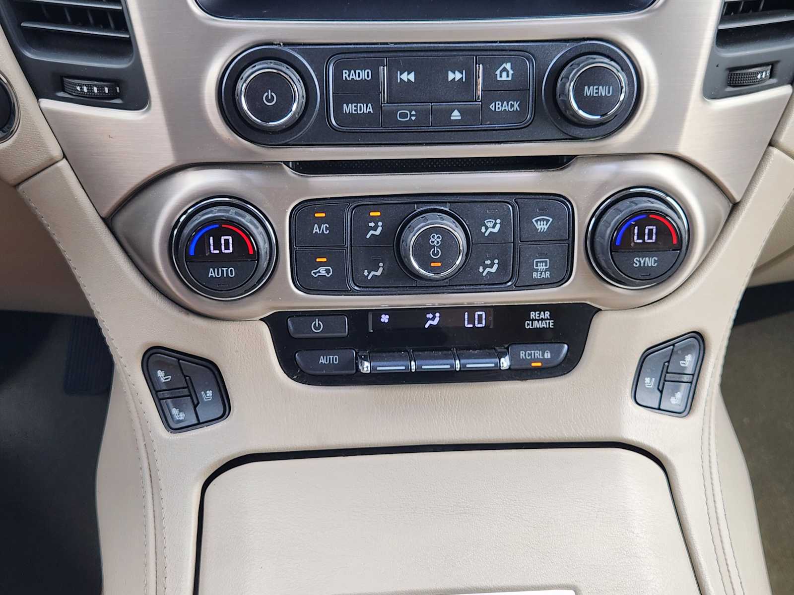 Thumbnail: 2017 GMC Yukon - 18
