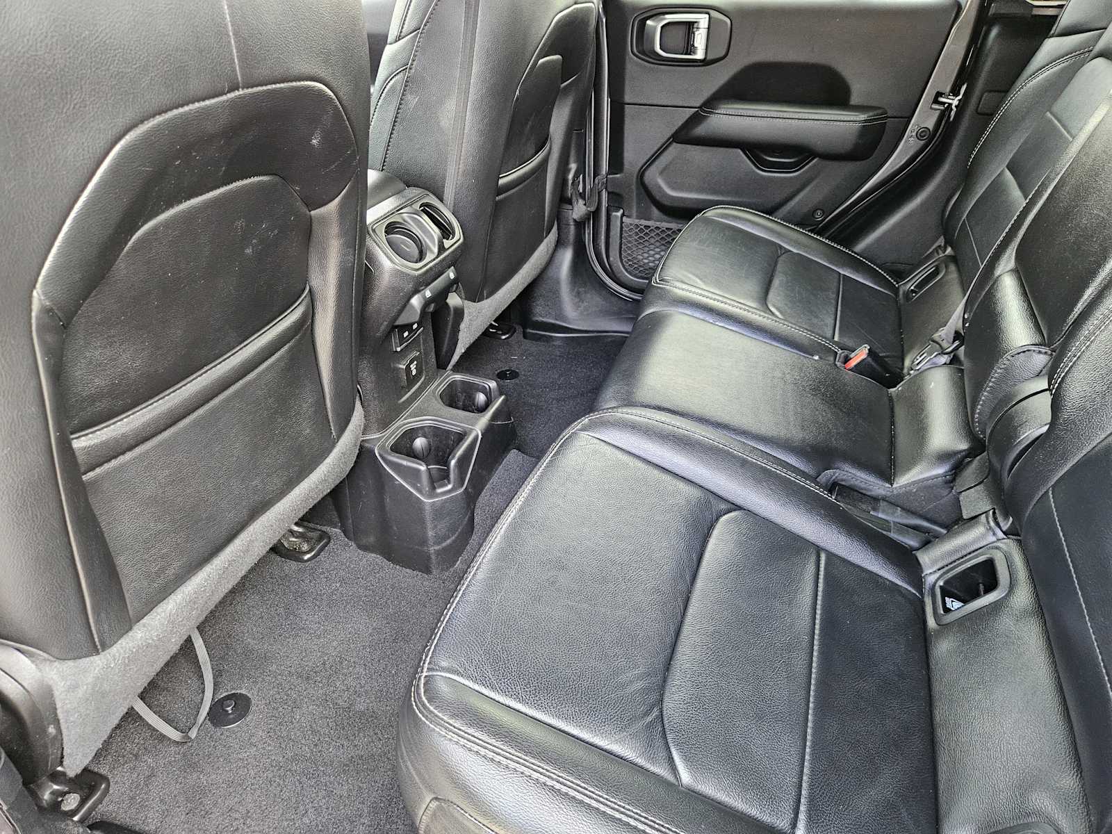 Thumbnail: 2021 Jeep Gladiator - 29