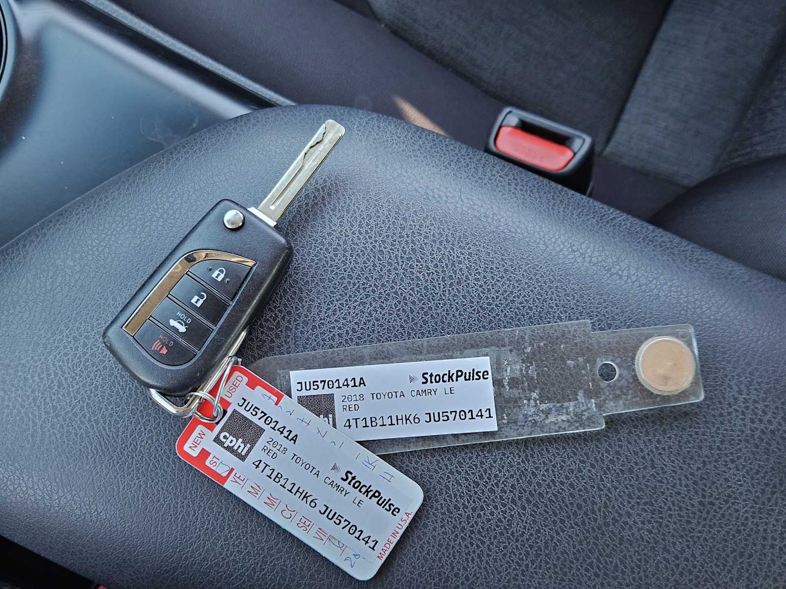 Thumbnail: 2018 Toyota Camry - 31