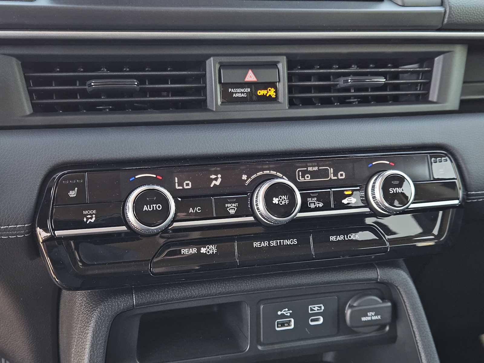 Thumbnail: 2025 Honda Pilot - 15