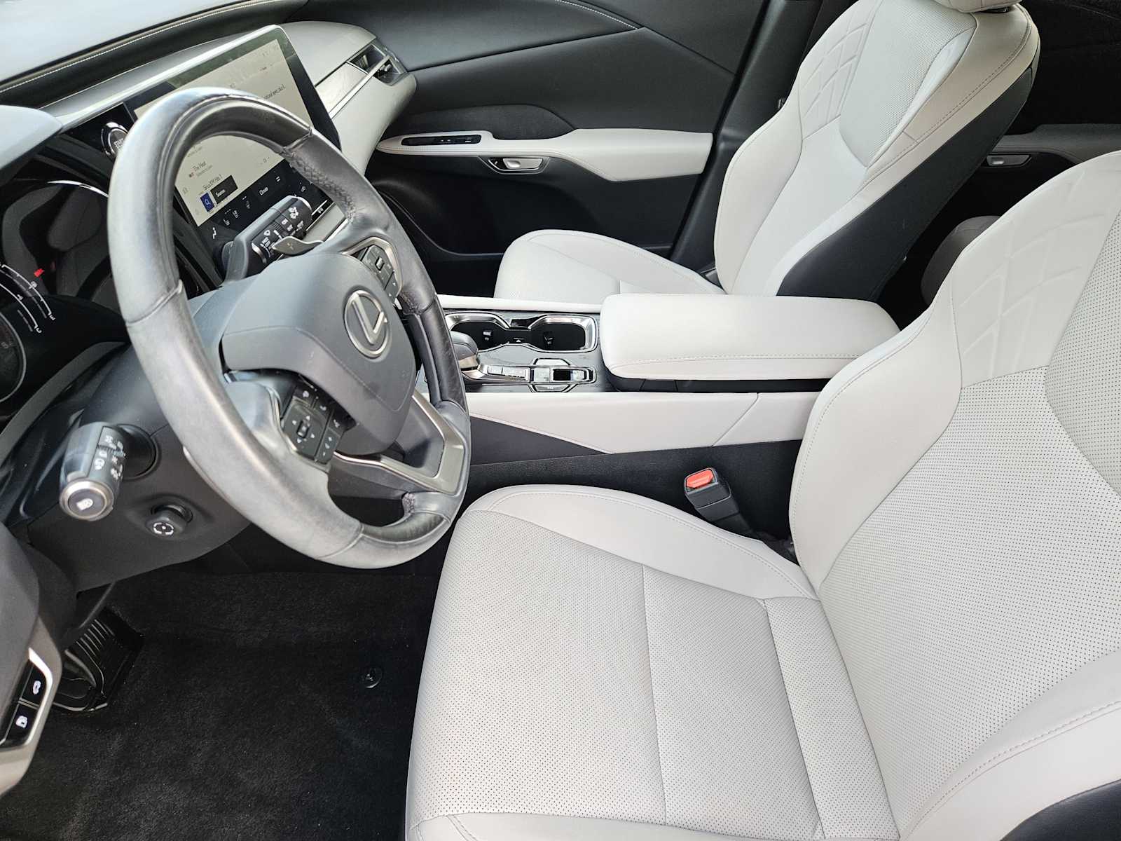 Thumbnail: 2023 Lexus RX - 13