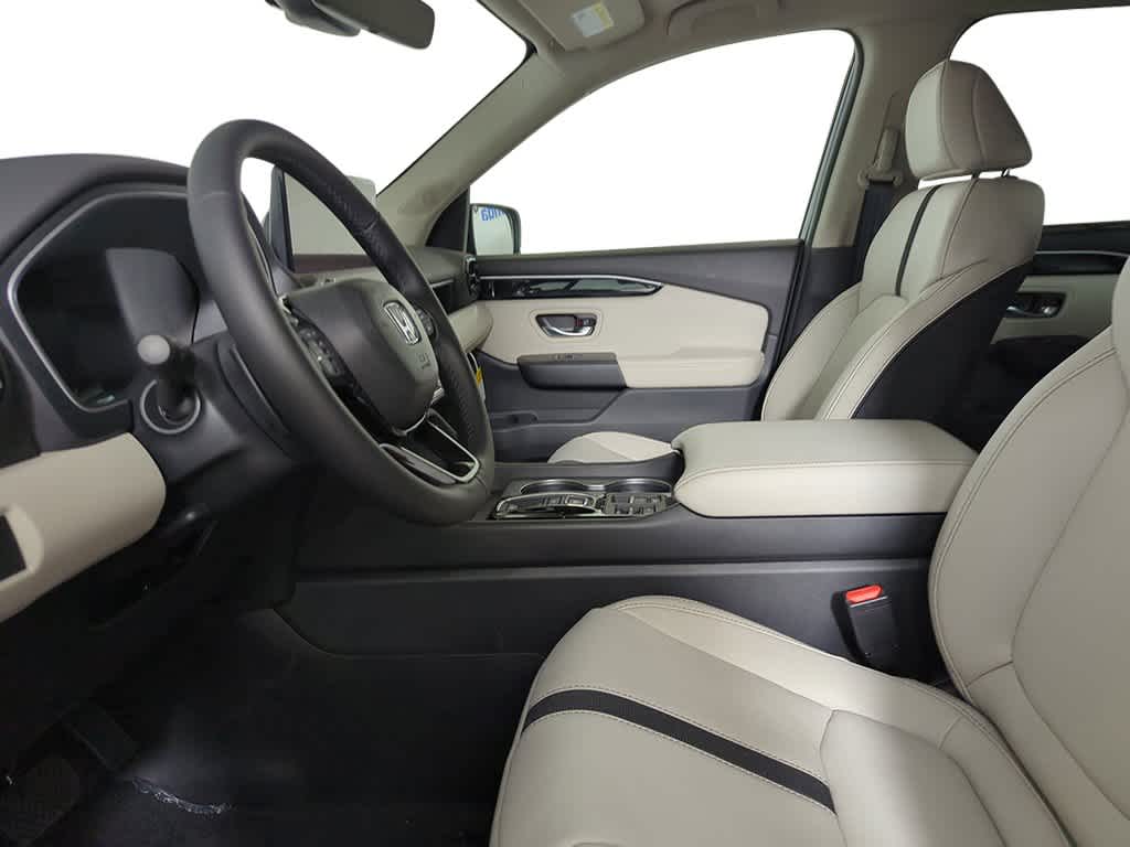 Thumbnail: 2026 Honda Pilot - 13