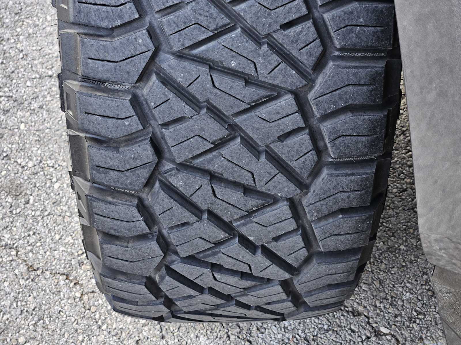 Thumbnail: 2022 Toyota Tundra - 10