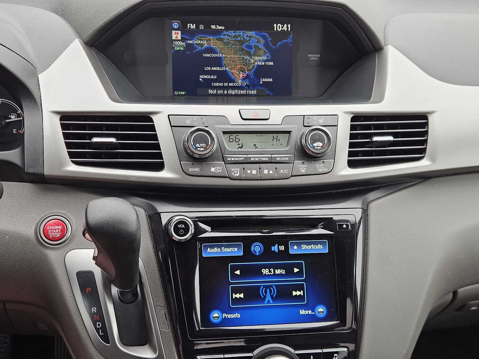 Thumbnail: 2016 Honda Odyssey - 16