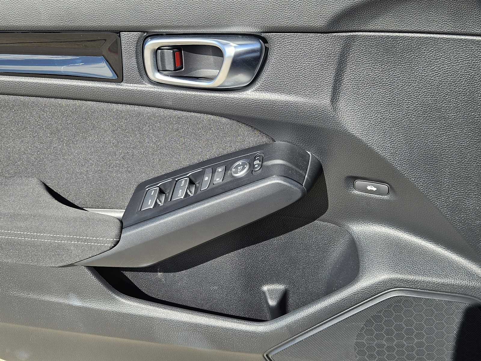 2025 Honda Civic Sport 23