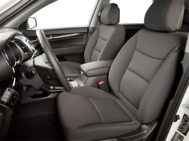 Thumbnail: 2011 Kia Sorento - 10