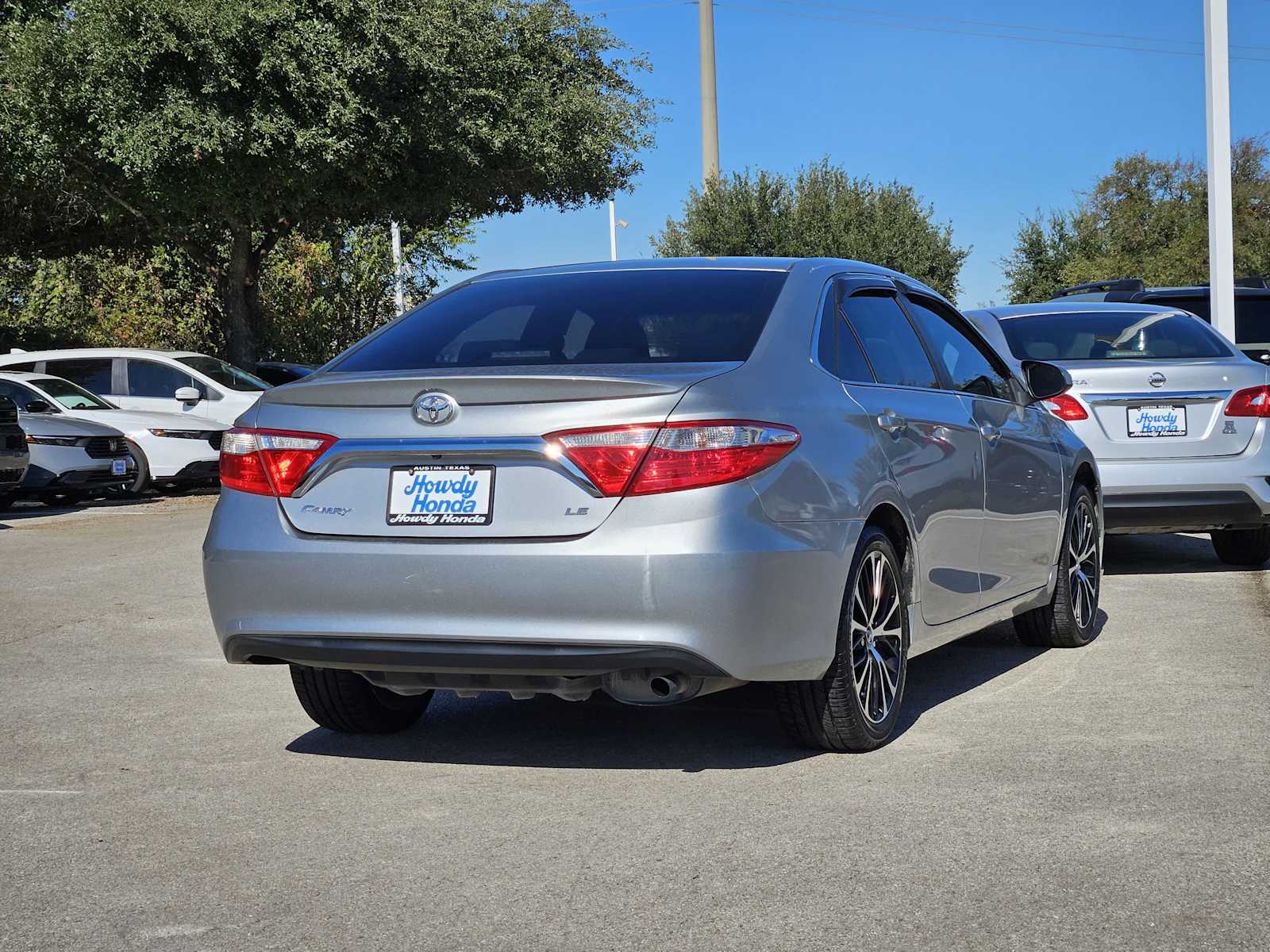 Thumbnail: 2017 Toyota Camry - 6