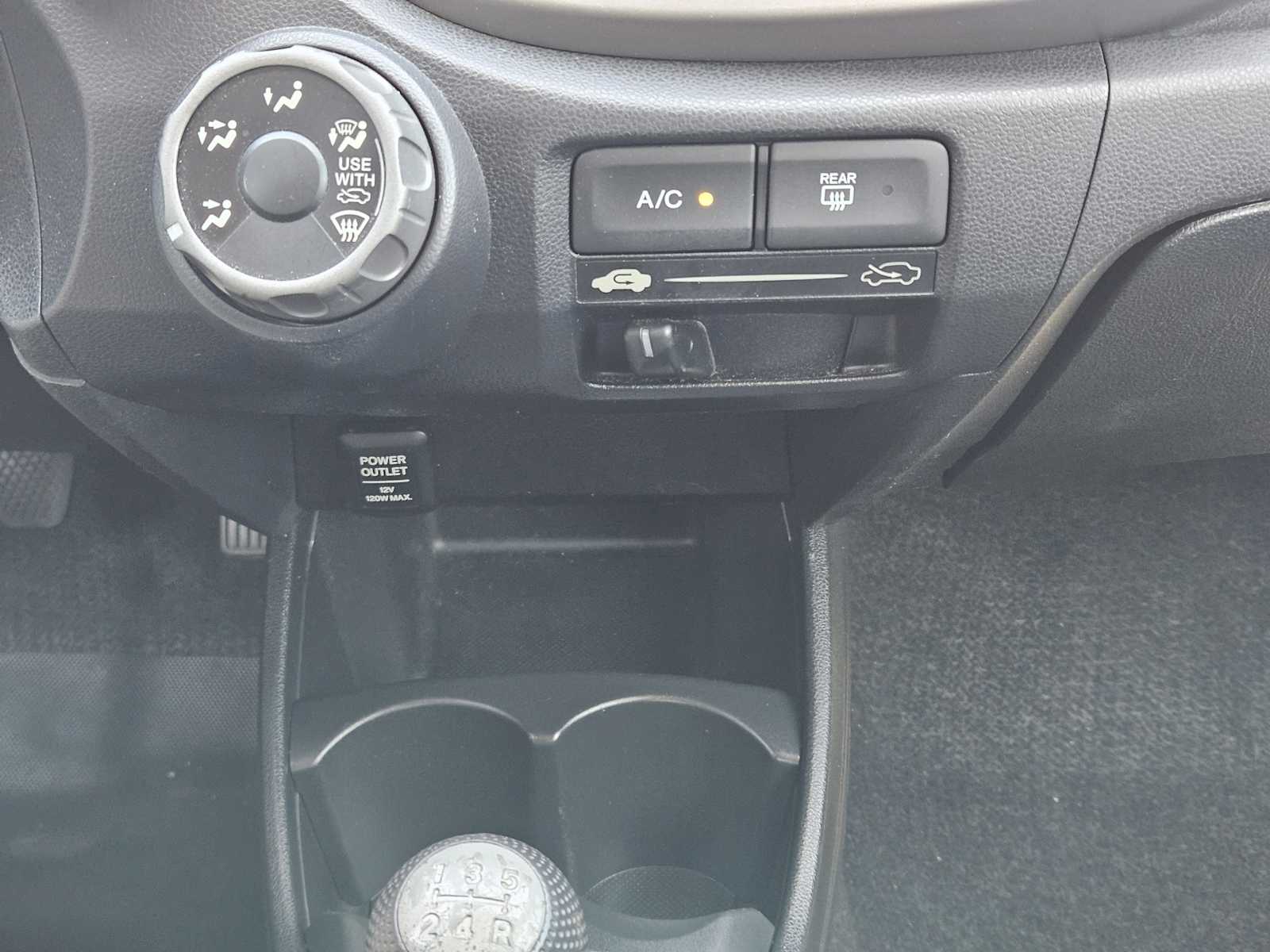 Thumbnail: 2013 Honda Fit - 18