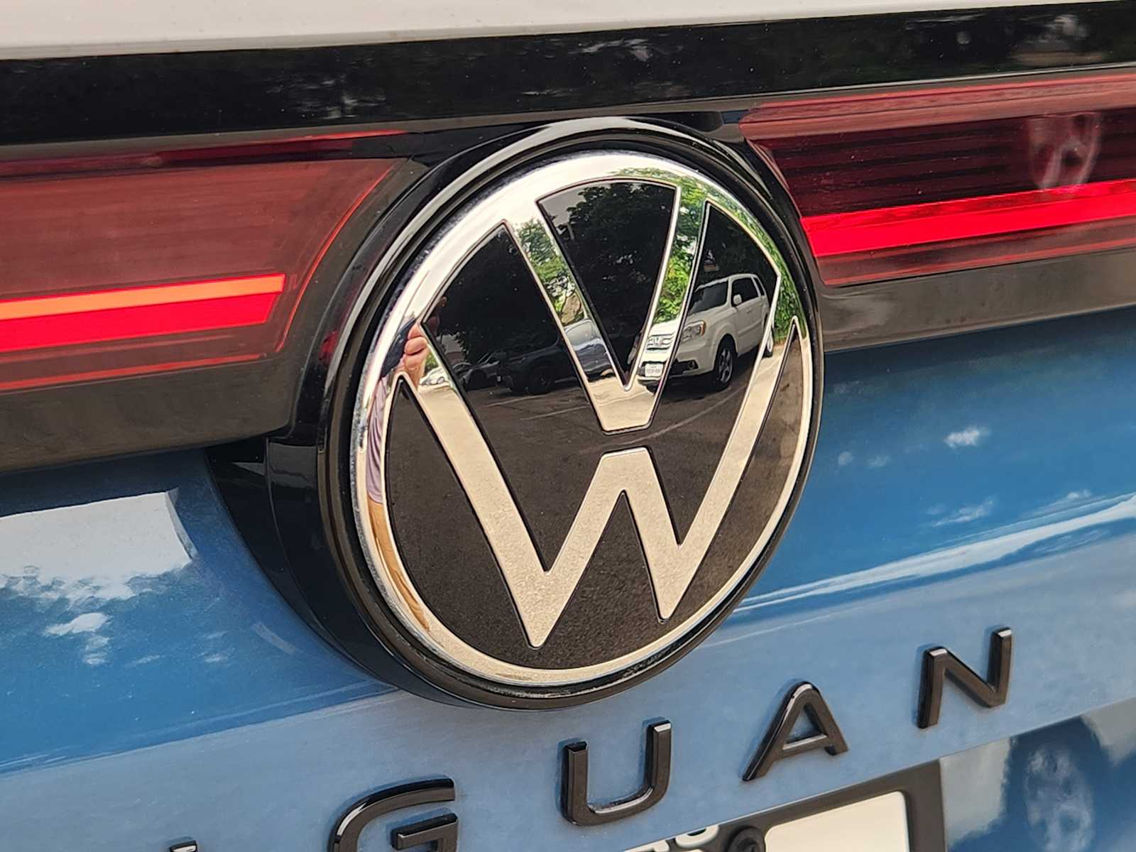 Thumbnail: 2025 Volkswagen Tiguan - 11