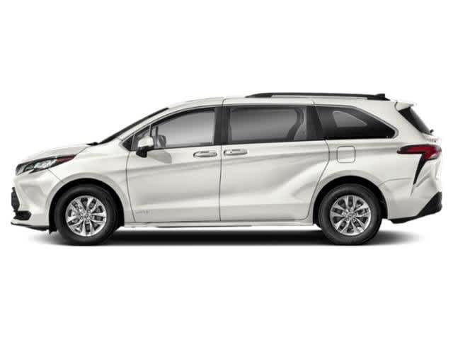 Thumbnail: 2022 Toyota Sienna - 3