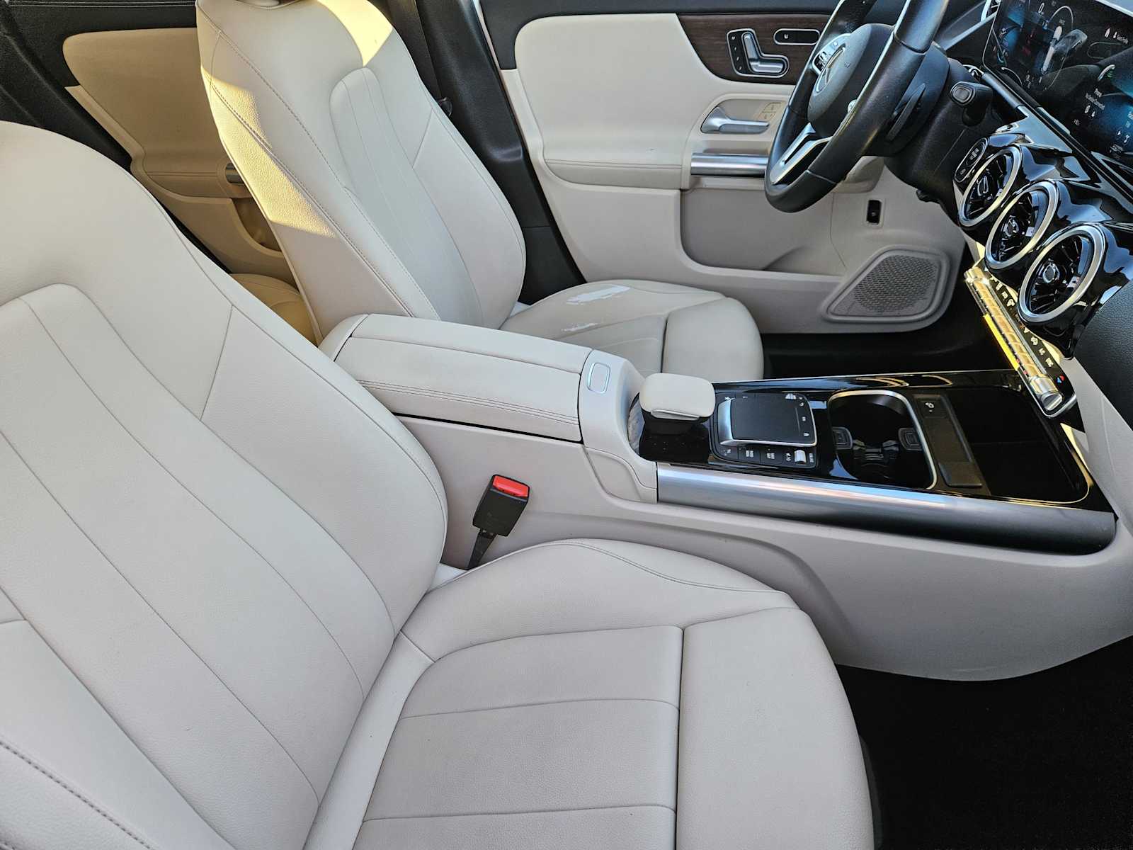 Thumbnail: 2021 Mercedes-Benz GLA - 13