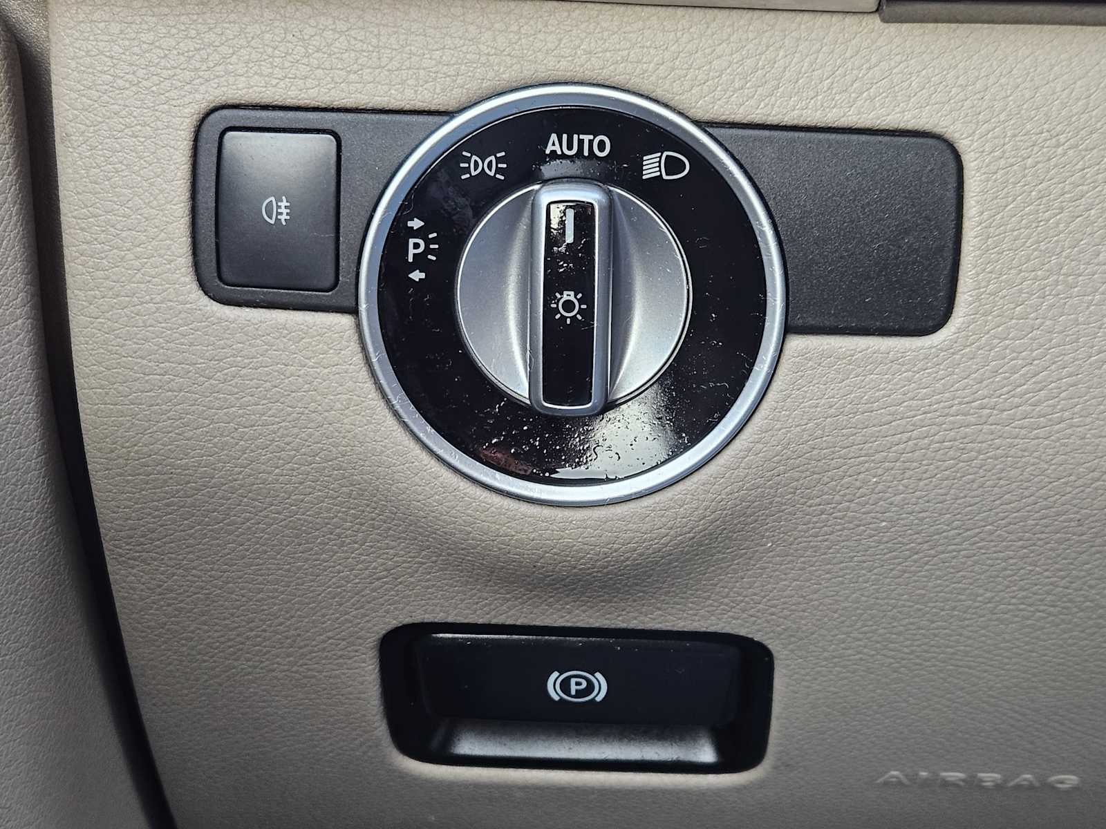 Thumbnail: 2014 Mercedes-Benz M-Class - 22