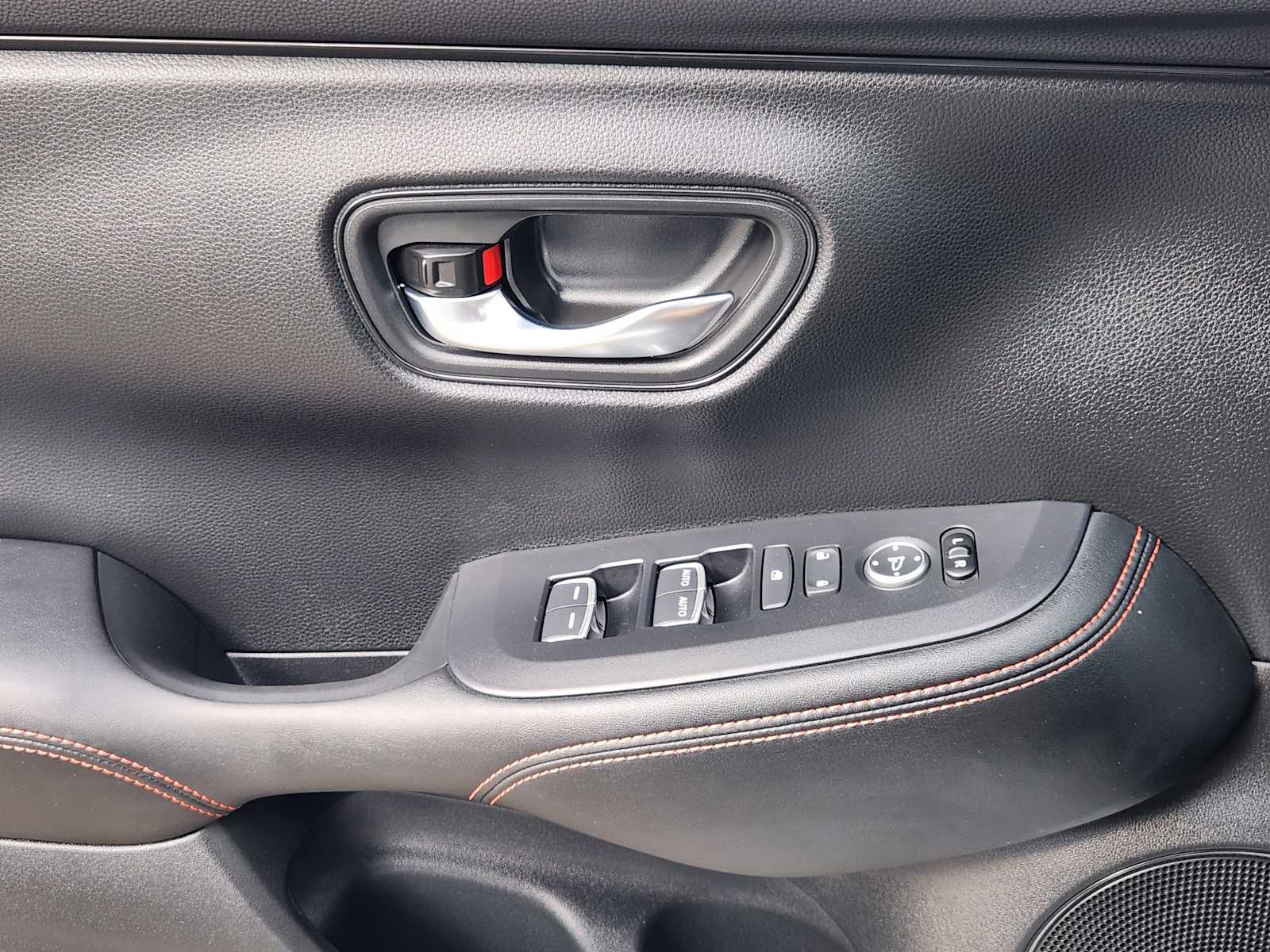 Thumbnail: 2025 Honda HR-V - 23