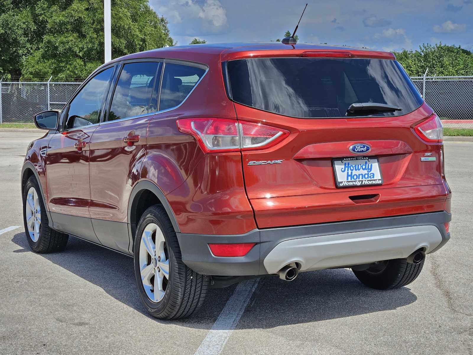 Thumbnail: 2015 Ford Escape - 6