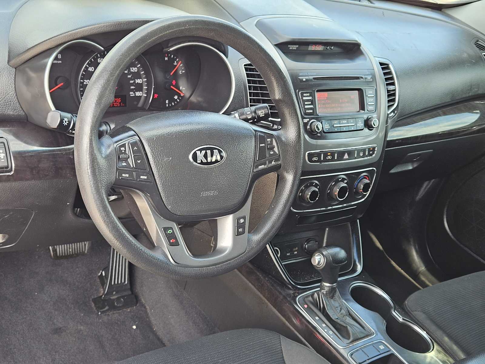 Thumbnail: 2014 Kia Sorento - 2