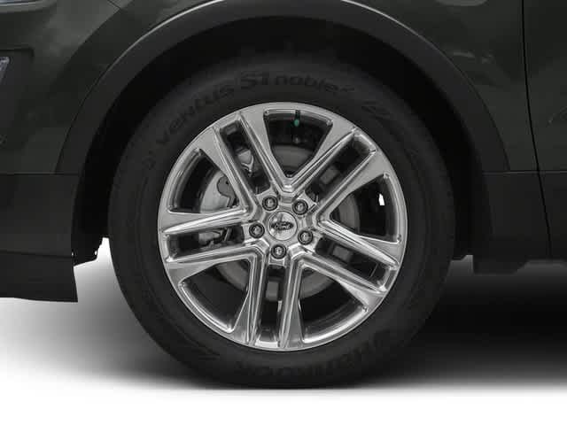 2017 Ford Explorer XLT 14