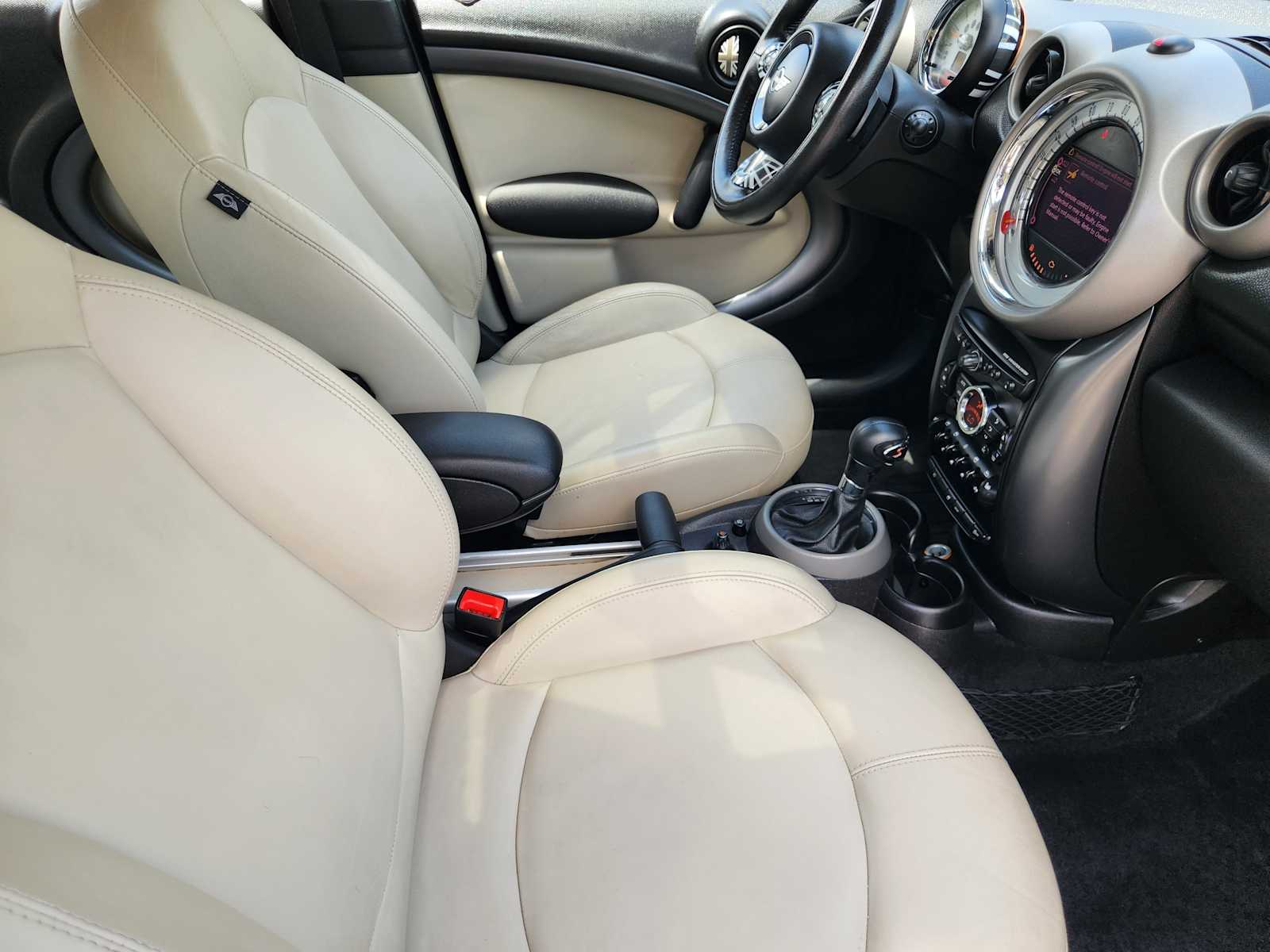 Thumbnail: 2012 MINI Cooper Countryman - 13