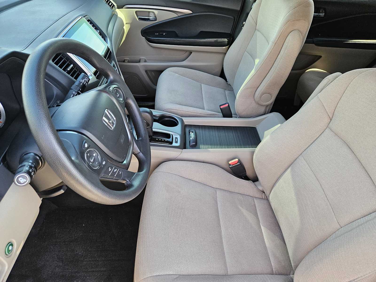 Thumbnail: 2018 Honda Pilot - 12