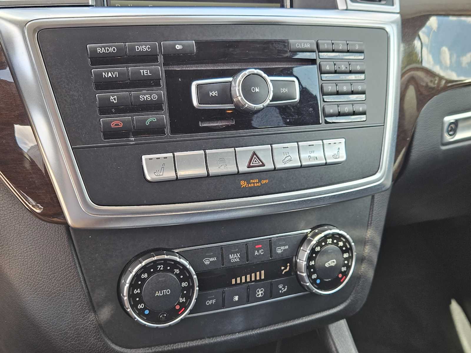 Thumbnail: 2014 Mercedes-Benz M-Class - 19