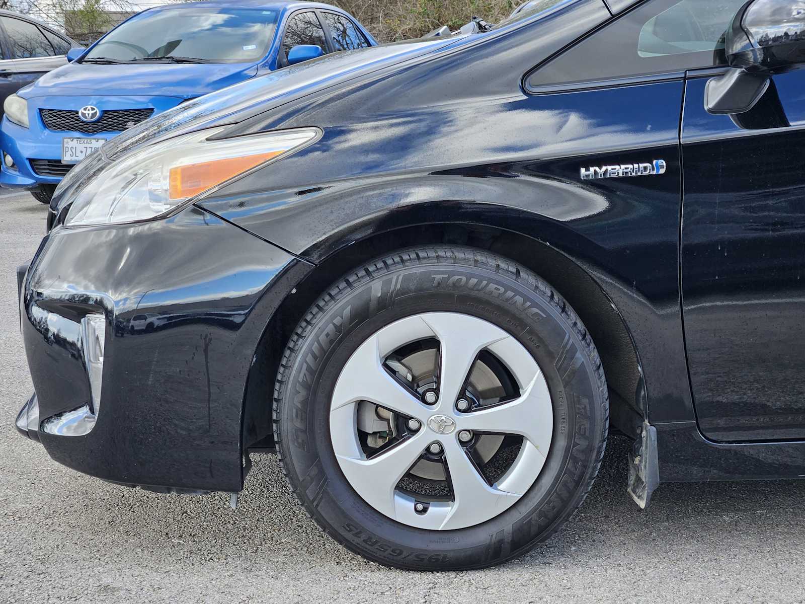 Thumbnail: 2013 Toyota Prius - 8