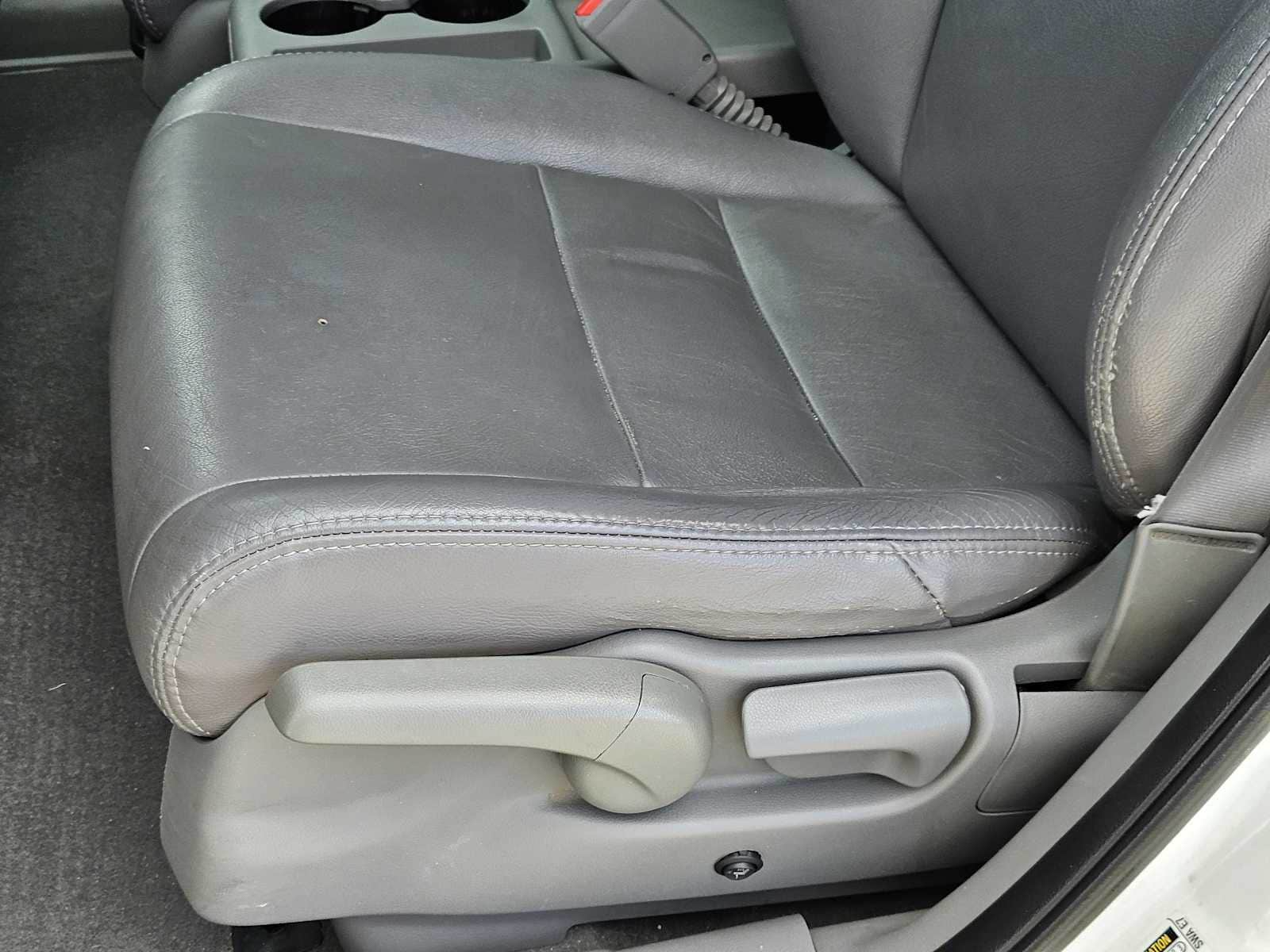 Thumbnail: 2010 Honda CR-V - 22