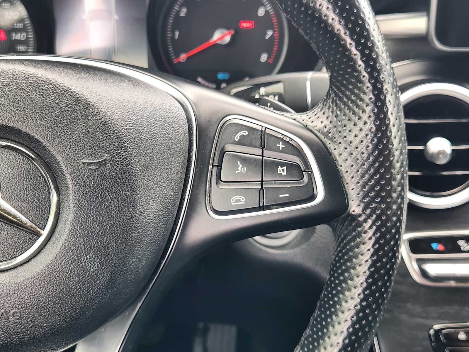 Thumbnail: 2019 Mercedes-Benz GLC - 28