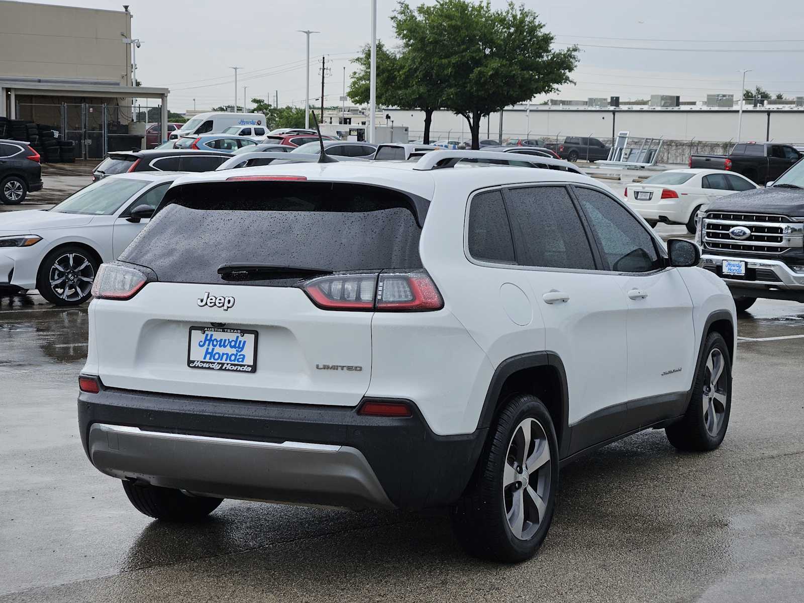Thumbnail: 2019 Jeep Cherokee - 5