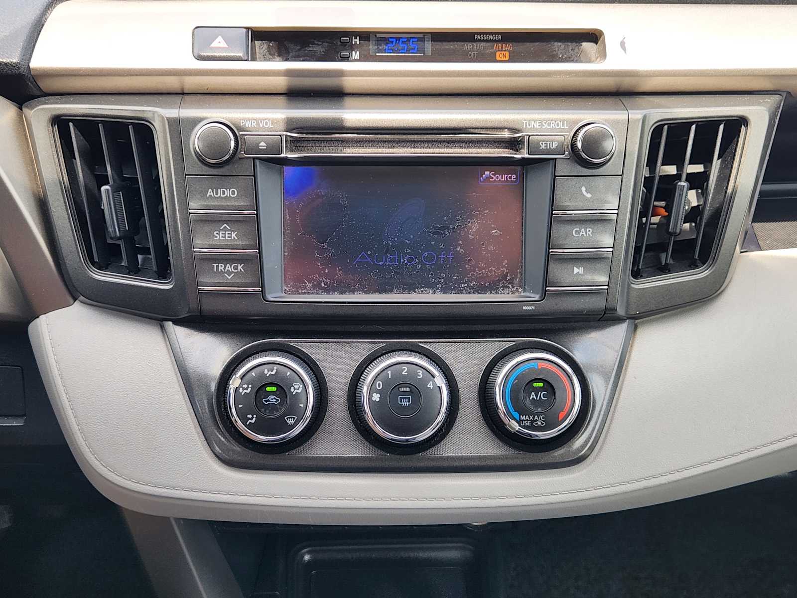Thumbnail: 2013 Toyota RAV4 - 16