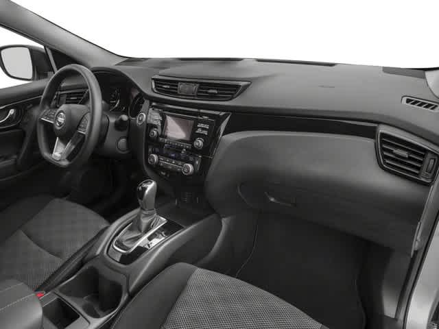 Thumbnail: 2018 Nissan Rogue Sport - 18