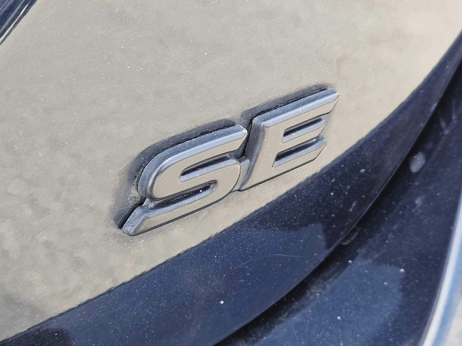 Thumbnail: 2020 Toyota Camry - 11