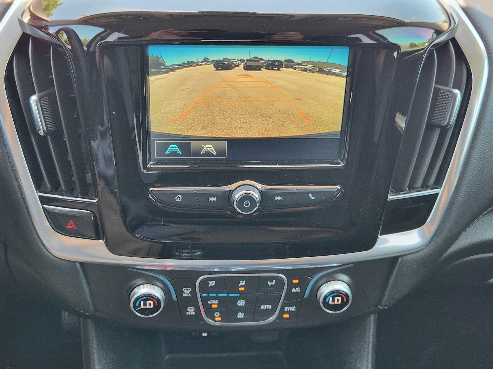 Thumbnail: 2018 Chevrolet Traverse - 17