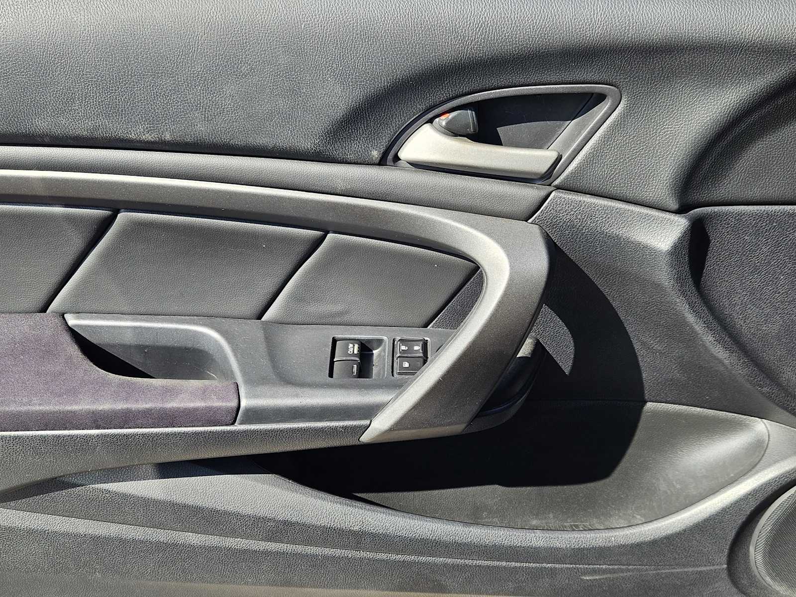Thumbnail: 2011 Honda Accord - 20