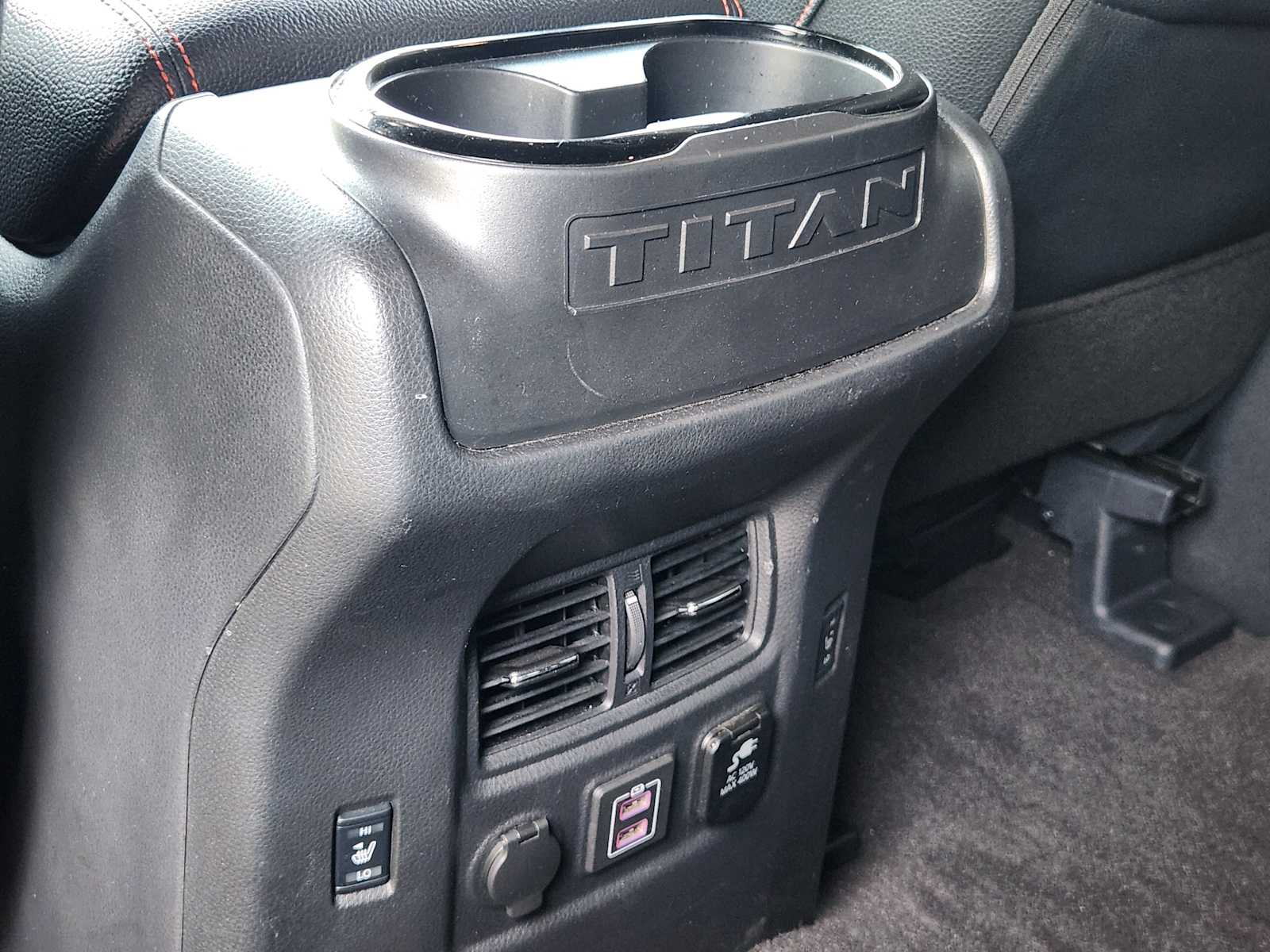 Thumbnail: 2021 Nissan Titan - 28