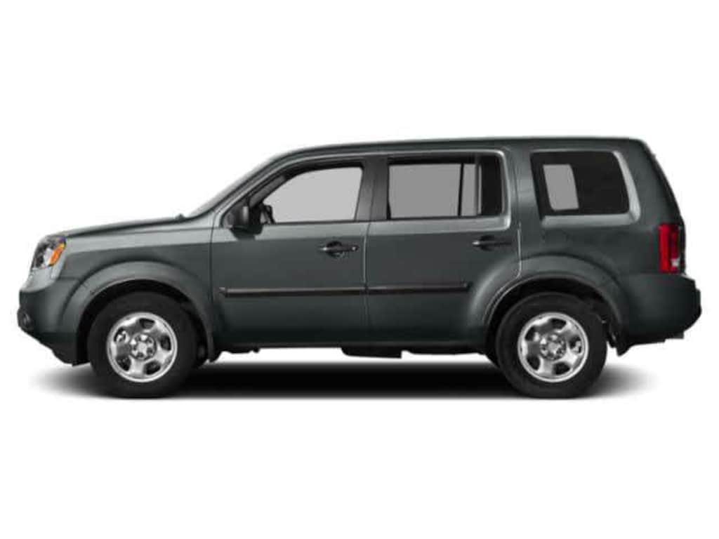 Used 2015 Honda Pilot LX SUV