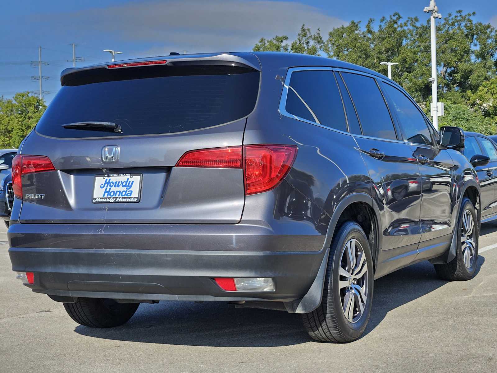 Thumbnail: 2018 Honda Pilot - 5