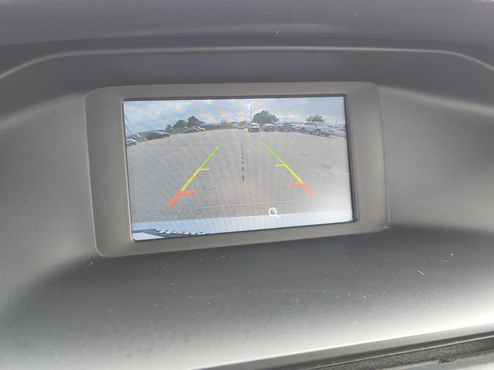 Thumbnail: 2016 Ford Focus - 18