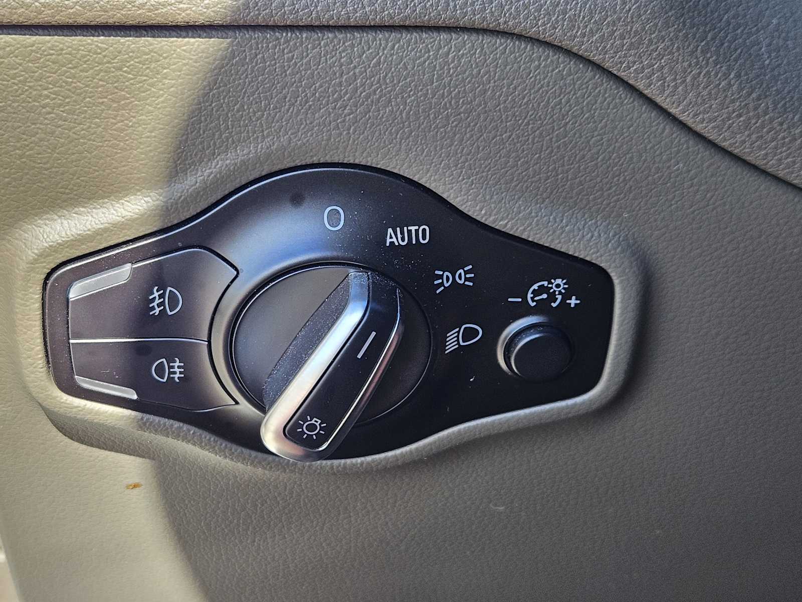 Thumbnail: 2017 Audi Q5 - 22