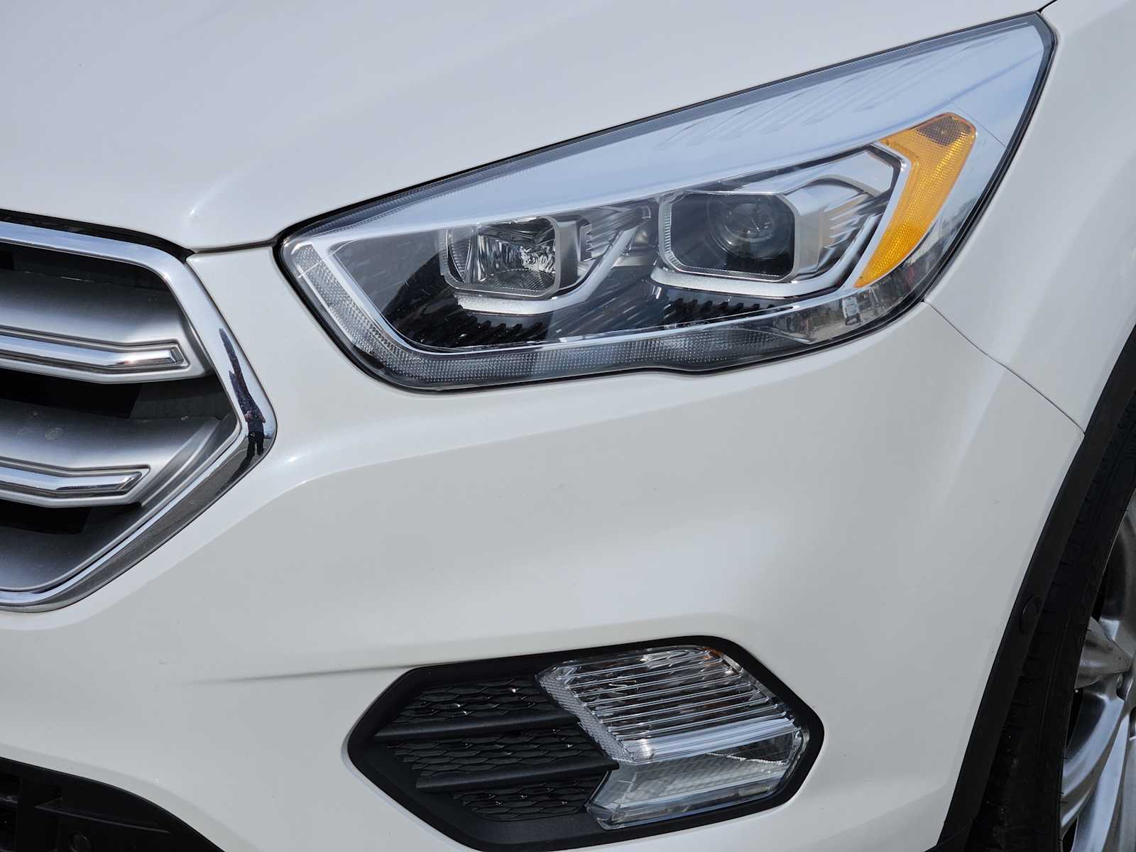 Thumbnail: 2017 Ford Escape - 7