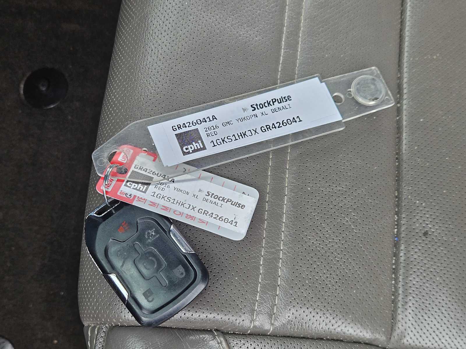 Thumbnail: 2016 GMC Yukon XL - 35