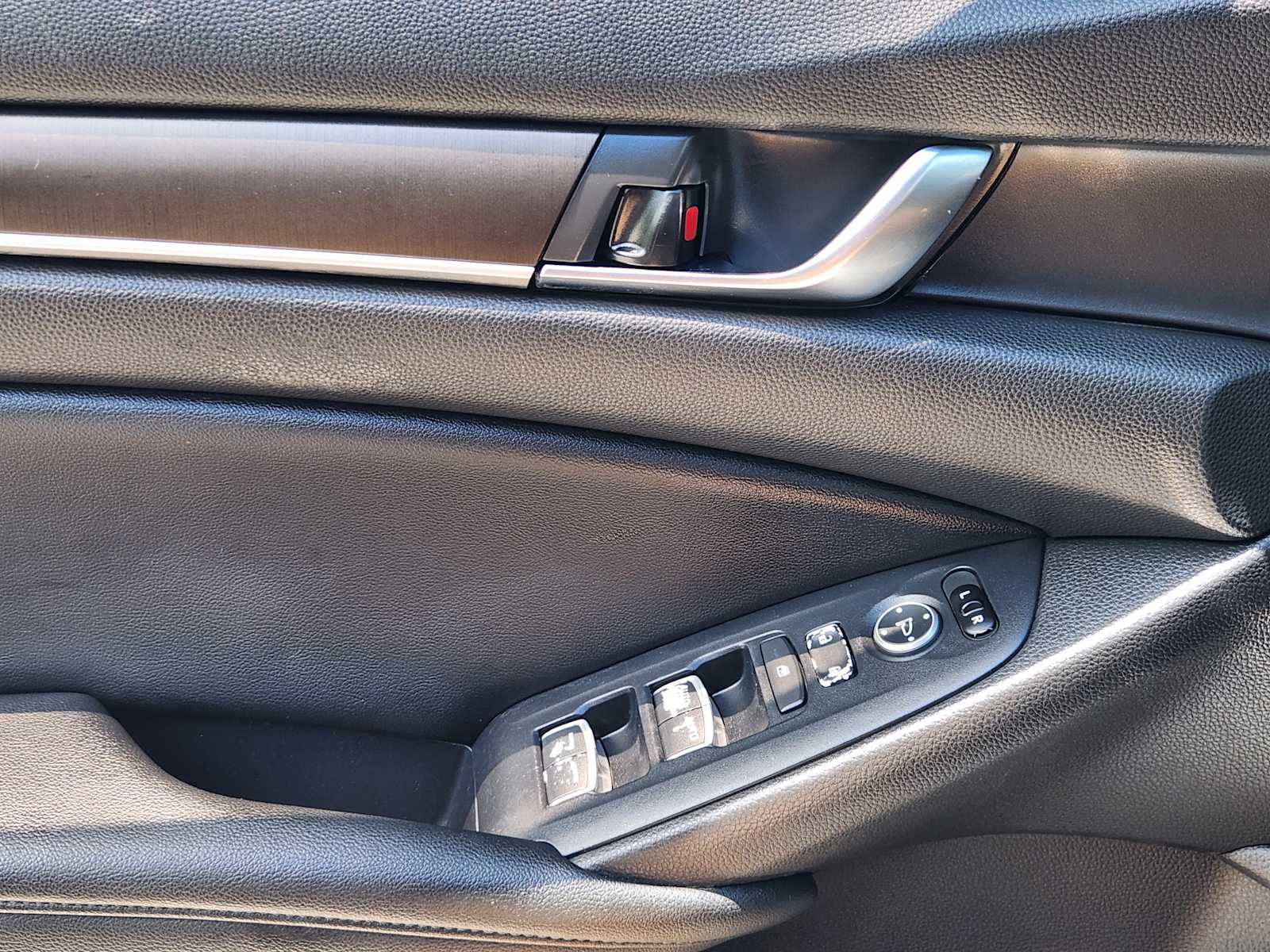 Thumbnail: 2019 Honda Accord - 22