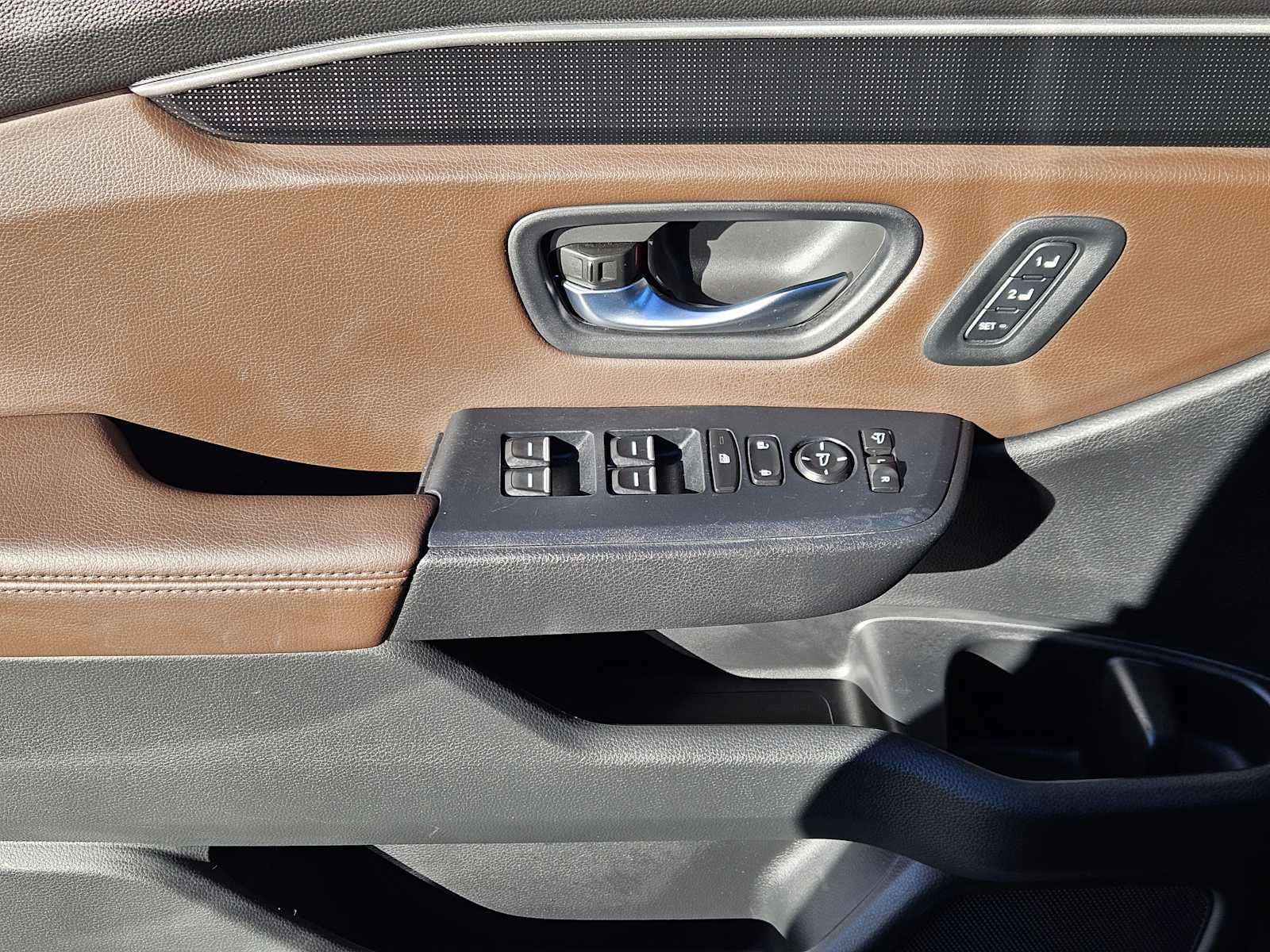 Thumbnail: 2023 Honda Pilot - 22