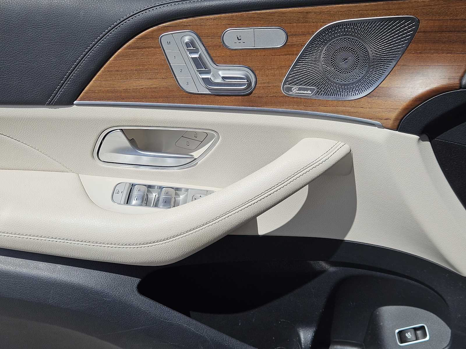 Thumbnail: 2023 Mercedes-Benz GLE - 23