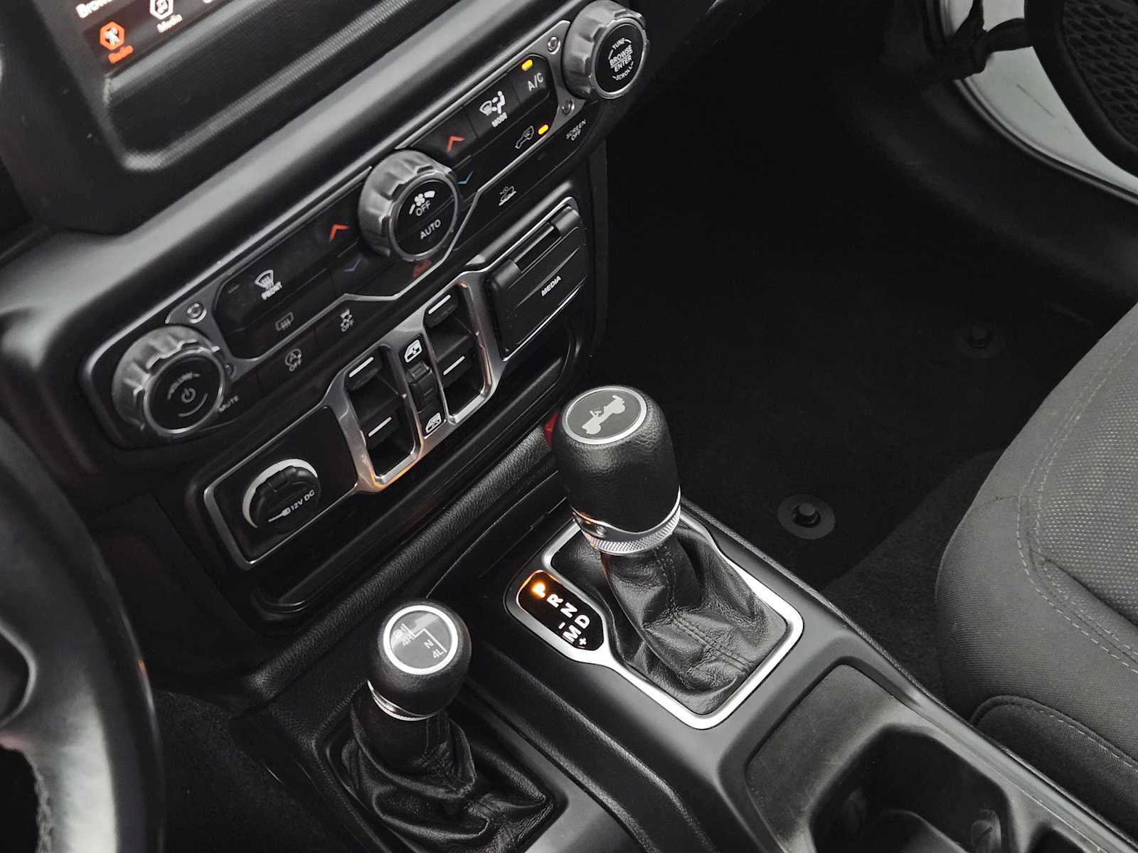 Thumbnail: 2021 Jeep Wrangler - 19